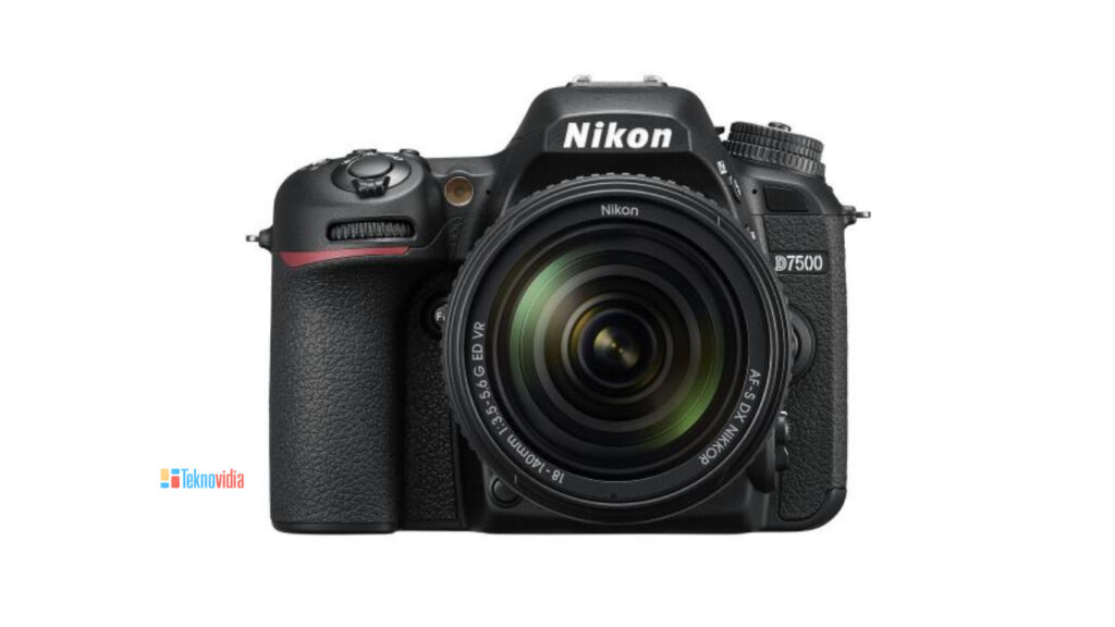 Kamera DSLR Nikon D7500