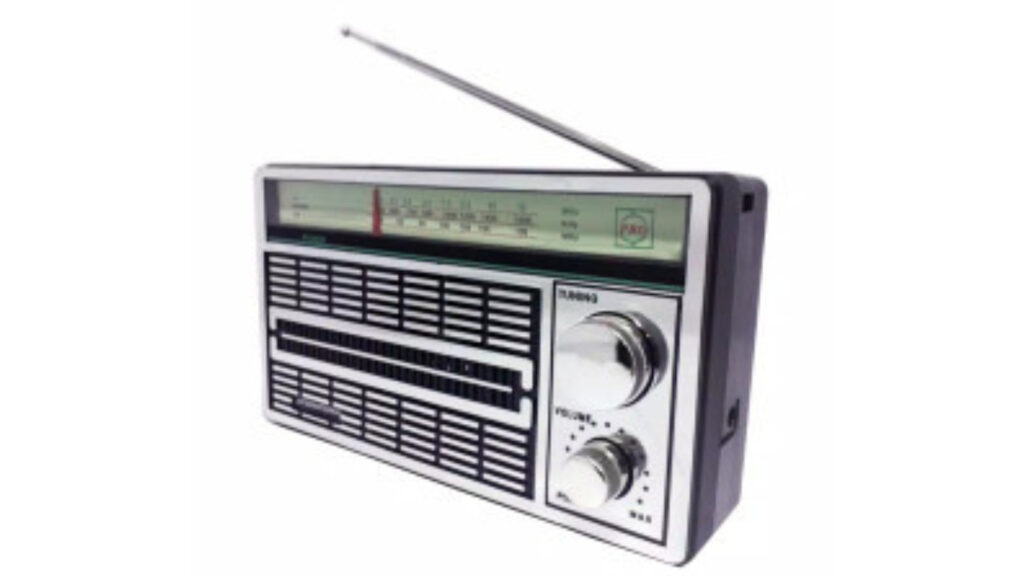 International Lottol Radio Portable 4250