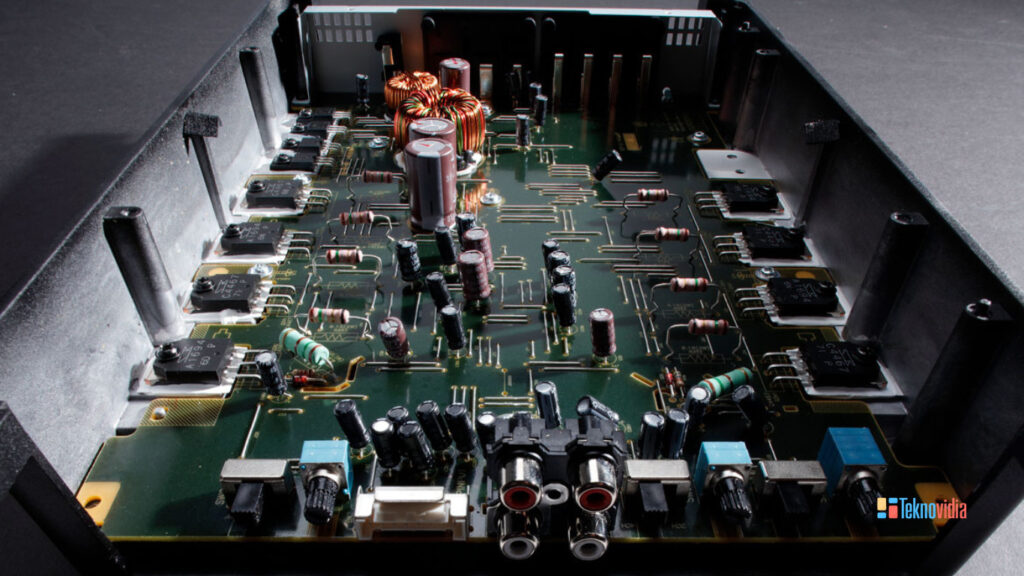 10 Power Amplifier Terbaik dengan Sistem Terbaru - Teknovidia